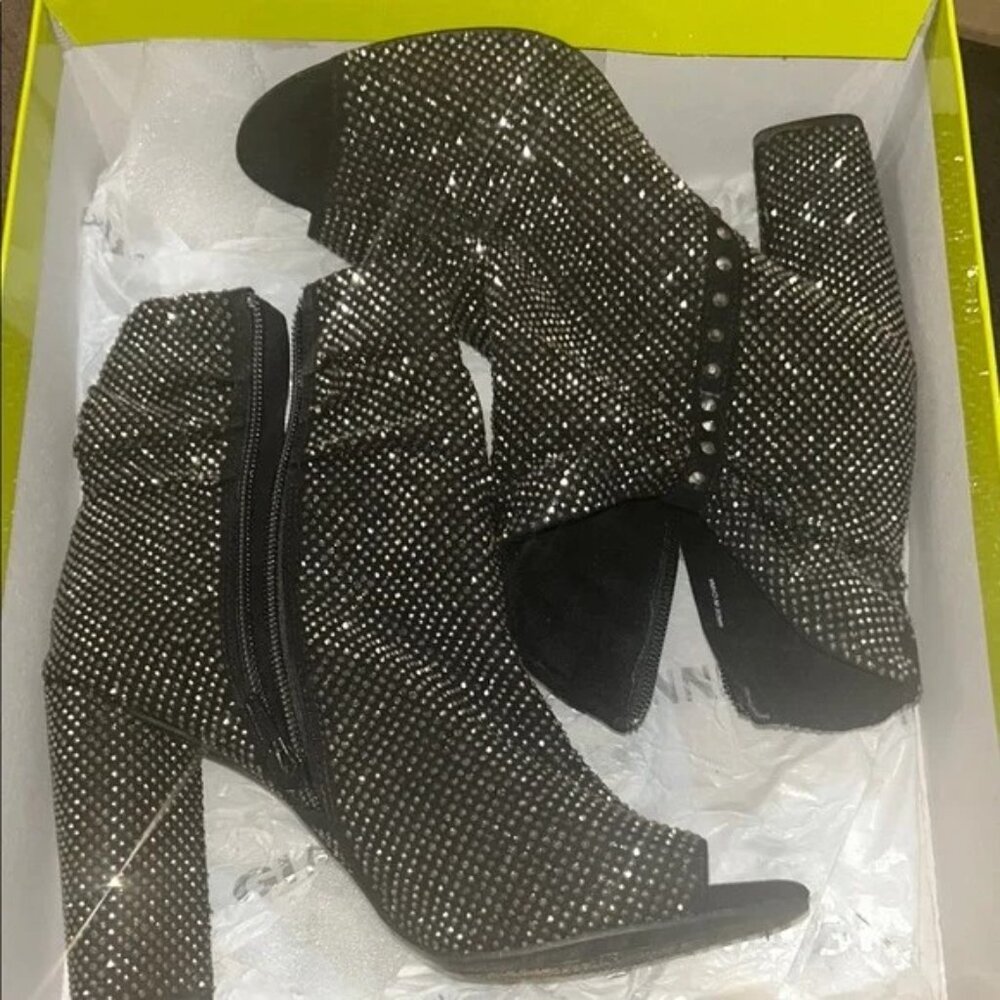 Gianni Bini Black & Silver Heeled Boots